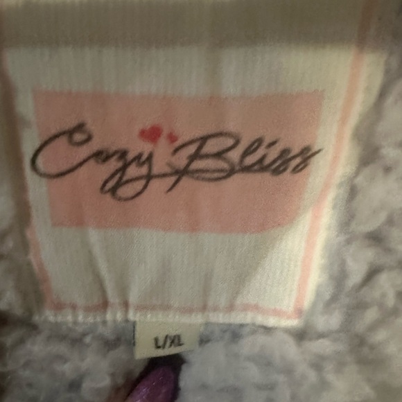 Women’s robe, very soft and warm!! Size LARGE/XLARGE - Picture 6 of 6